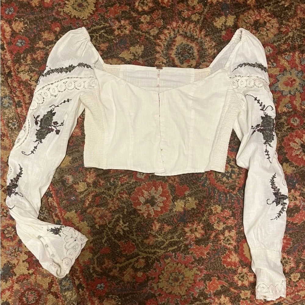 Final price 🍓Free People embroidered top - Picture 2 of 4